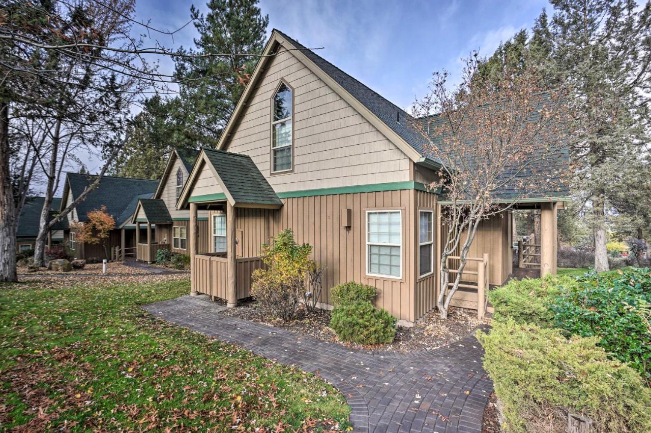 Chalet At Running Y Resort With Wraparound Deck! Klamath Falls Exterior photo