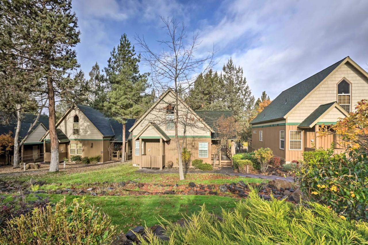 Chalet At Running Y Resort With Wraparound Deck! Klamath Falls Exterior photo